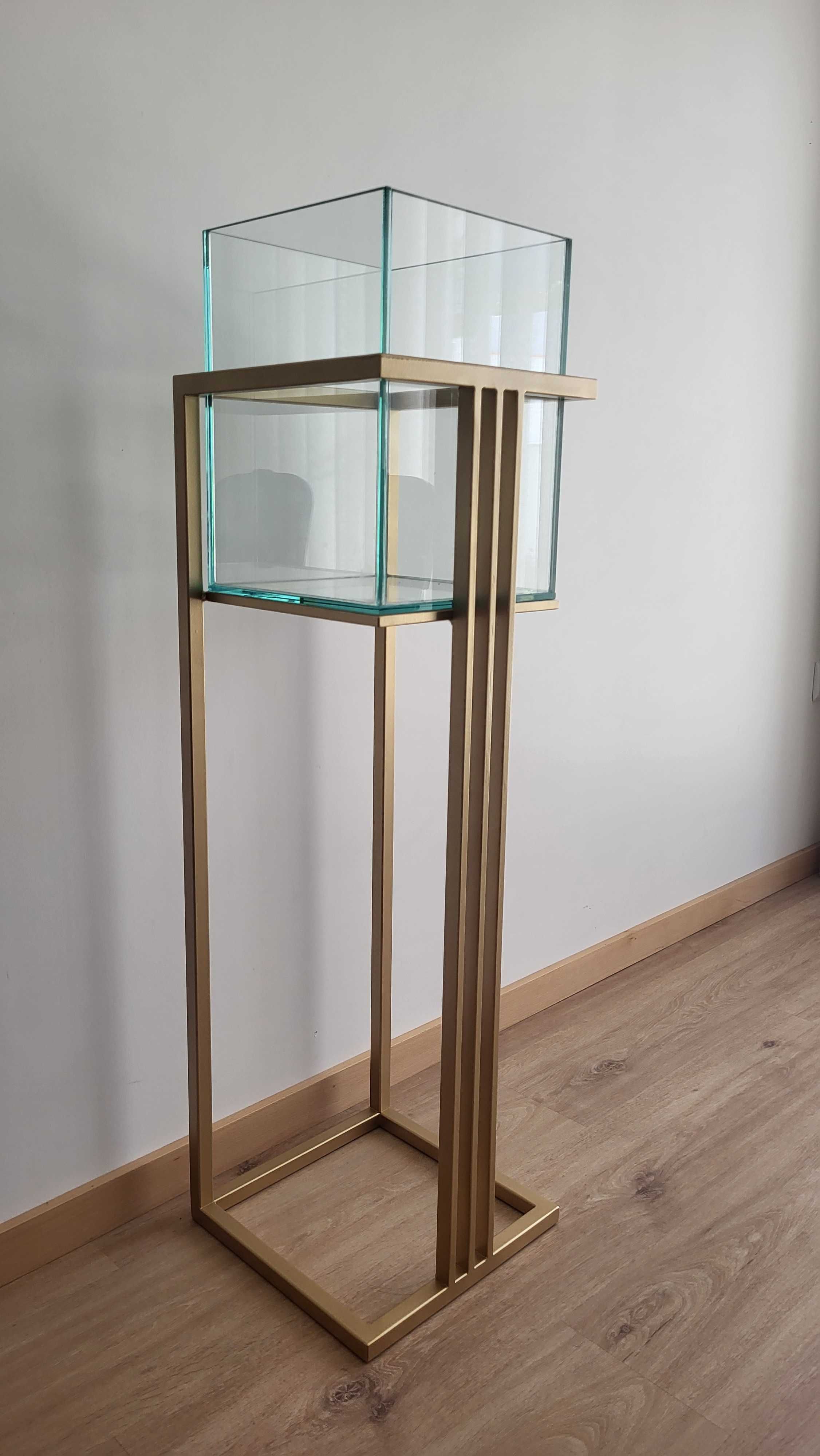 Floreira ferro galvanizado pintado dourado