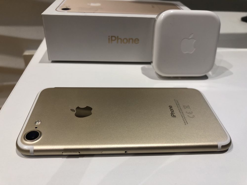 Iphone 7 - 32GB GOLD- zadbany jak nowy