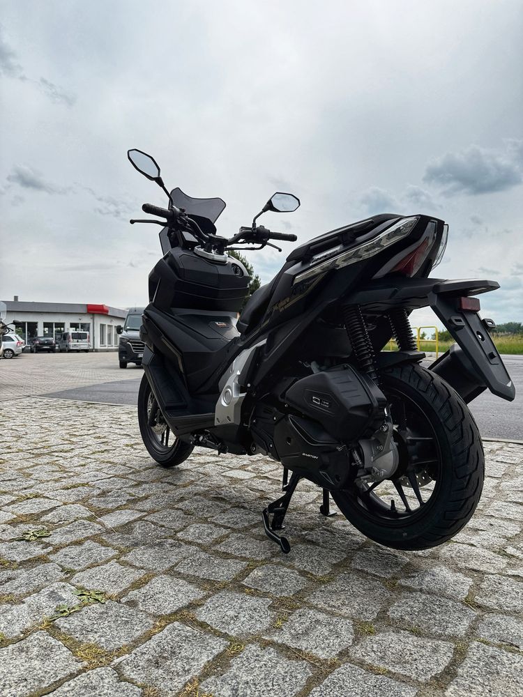 Barton Xplore 125, transport gratis
