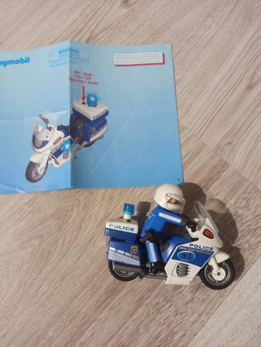 Playmobil 6923 policjant na motorze