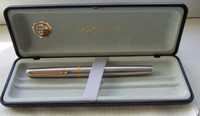 Перова ручка Inoxcrom товста з великим пером. Пише м'яко і насичено
