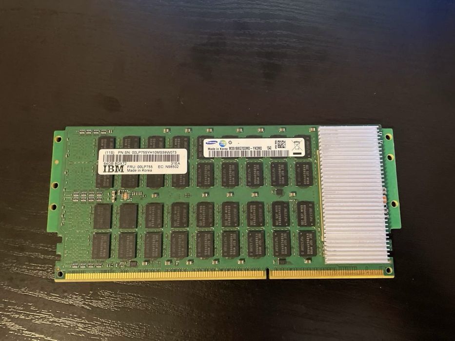 Модуль пам'яті 64GB DDR3 CDIMM серверний