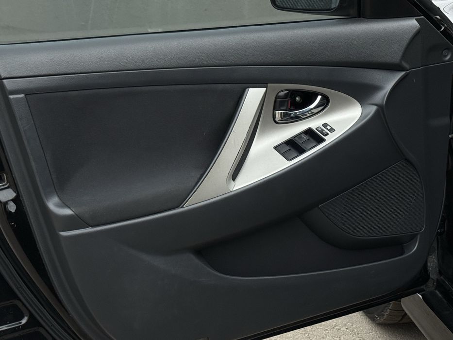 Продам авто Toyota Camry 40 автомат