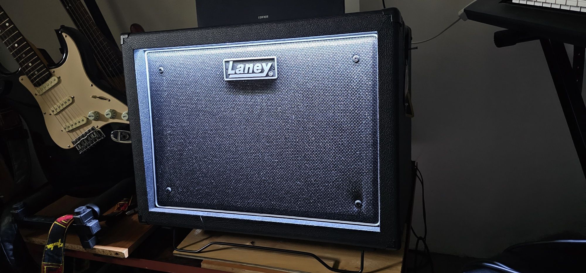 Kolumna gitarowa aktywna Laney LFR-112 NOWA