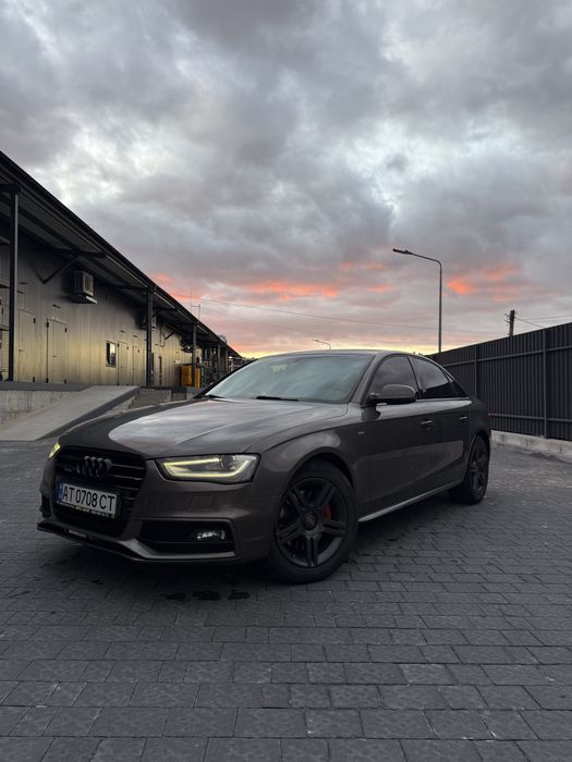 AUDI A4 B8 2013р