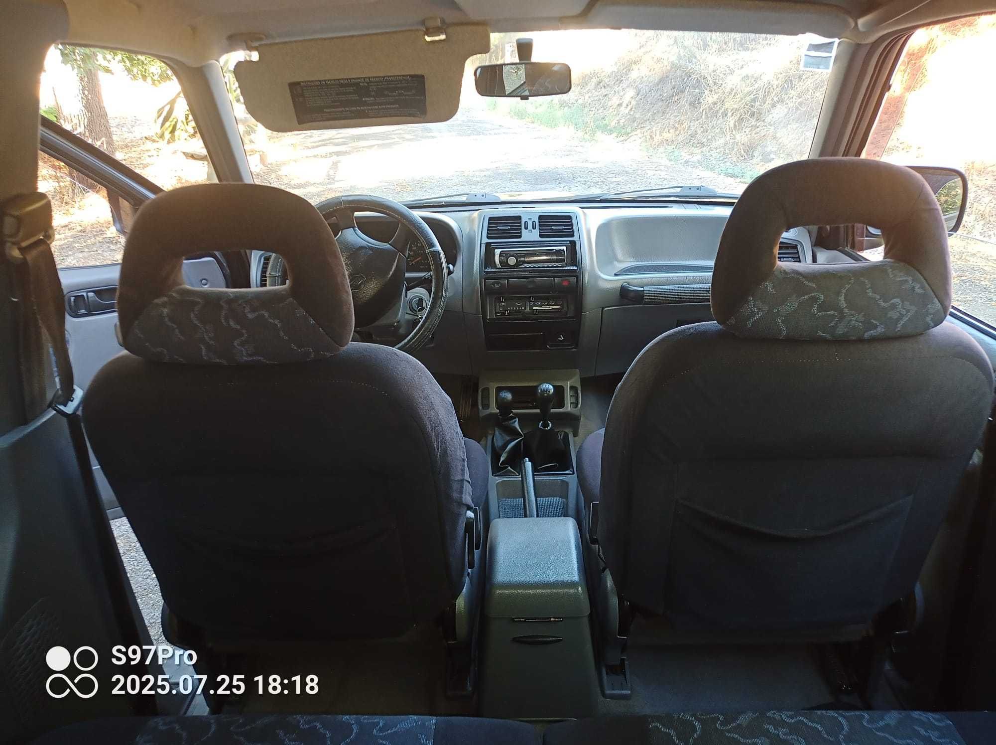 Nissan Terrano II