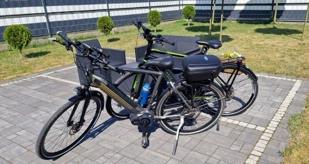 Pełna klatka lustrzanka aparat Nikon D610 Canon 6D Sony A7 na rower el