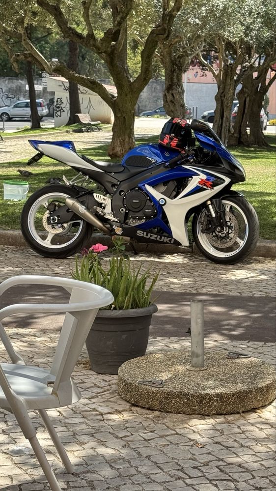 Vendo gsxr 600 k6