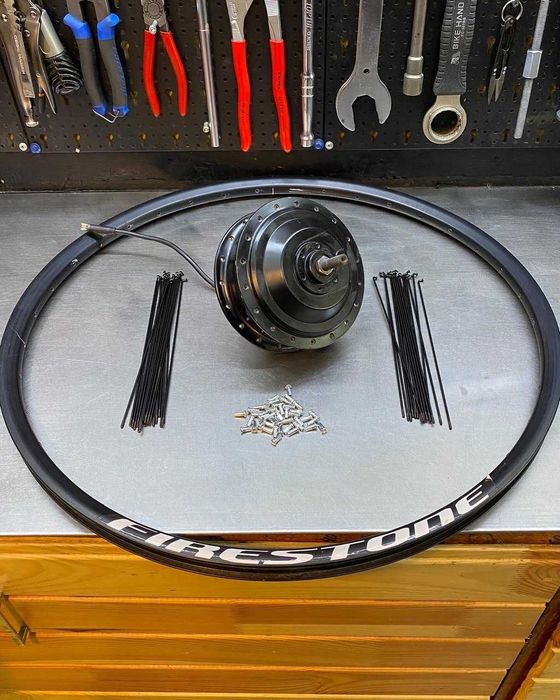 Ремонт велосипедів, спицювання коліс, встановлення електропакетів.