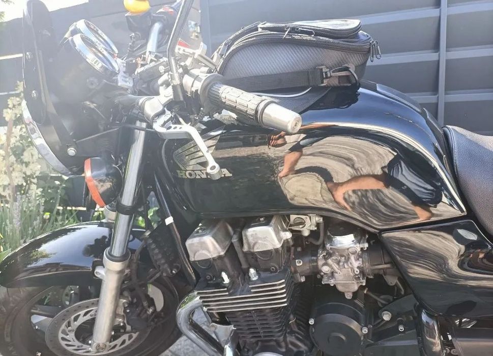 Honda CB Honda CB750SF