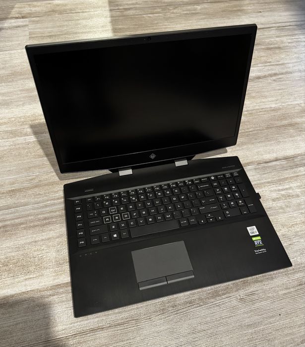 Laptop HP OMEN 17 i7-10750H/16GB/512/Win10 RTX 2060 17-cb1004nw 144Hz
