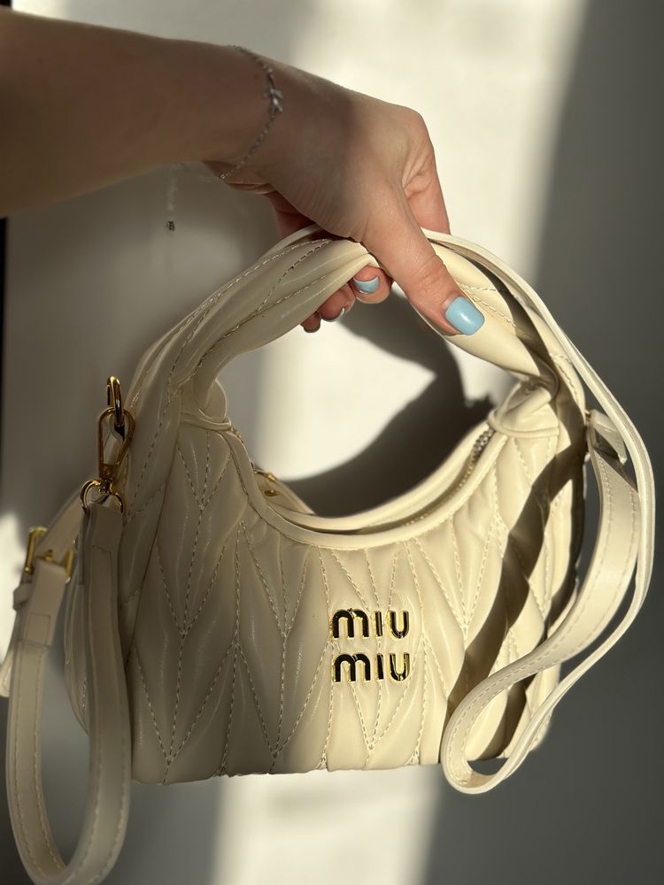 Сумка в стилі Miu Miu міу міу біла рожева сумочка