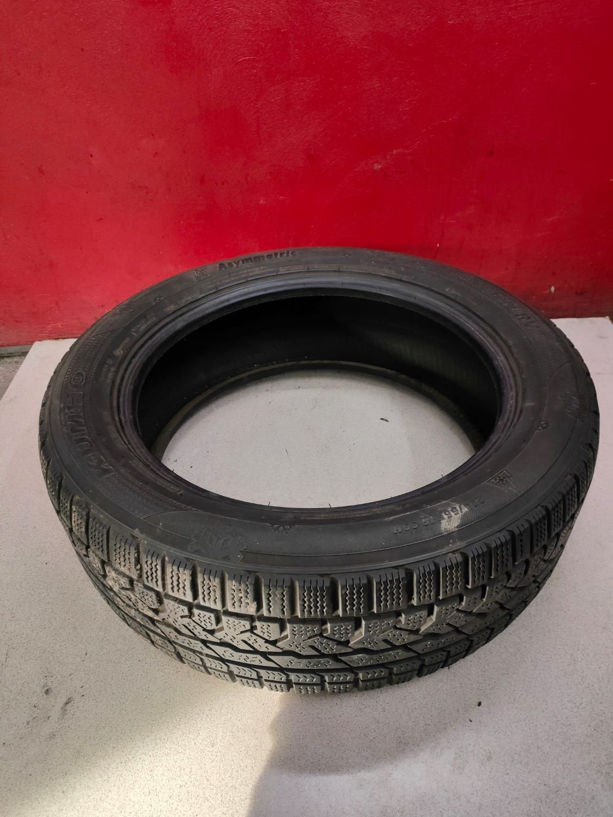 Opony 225/55/19 kumho