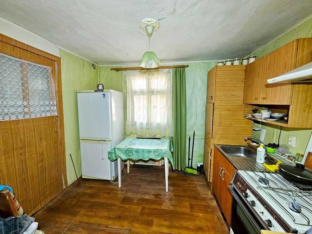 Власний будинок в центр. частині міста Стрий за ціною квартири...