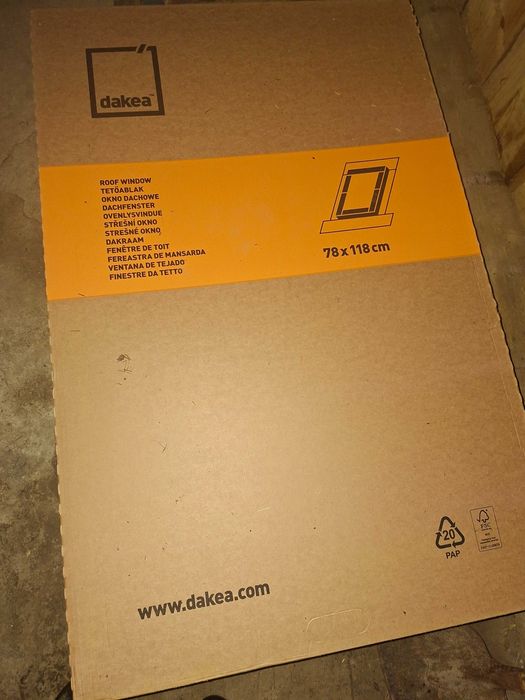 Okno dachowe DAKEA ULTIMA ENERGY 2SZT. + kołnierze
