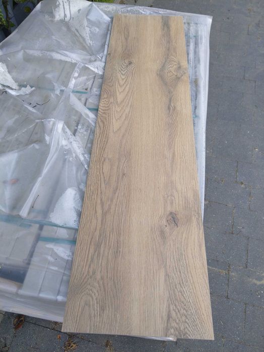 Płytka płytki gres drewnopodobna 30x120 gat1