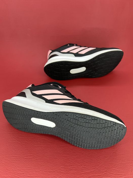 Кросівки для бігу 38.5р. Adidas Runfalcon 5