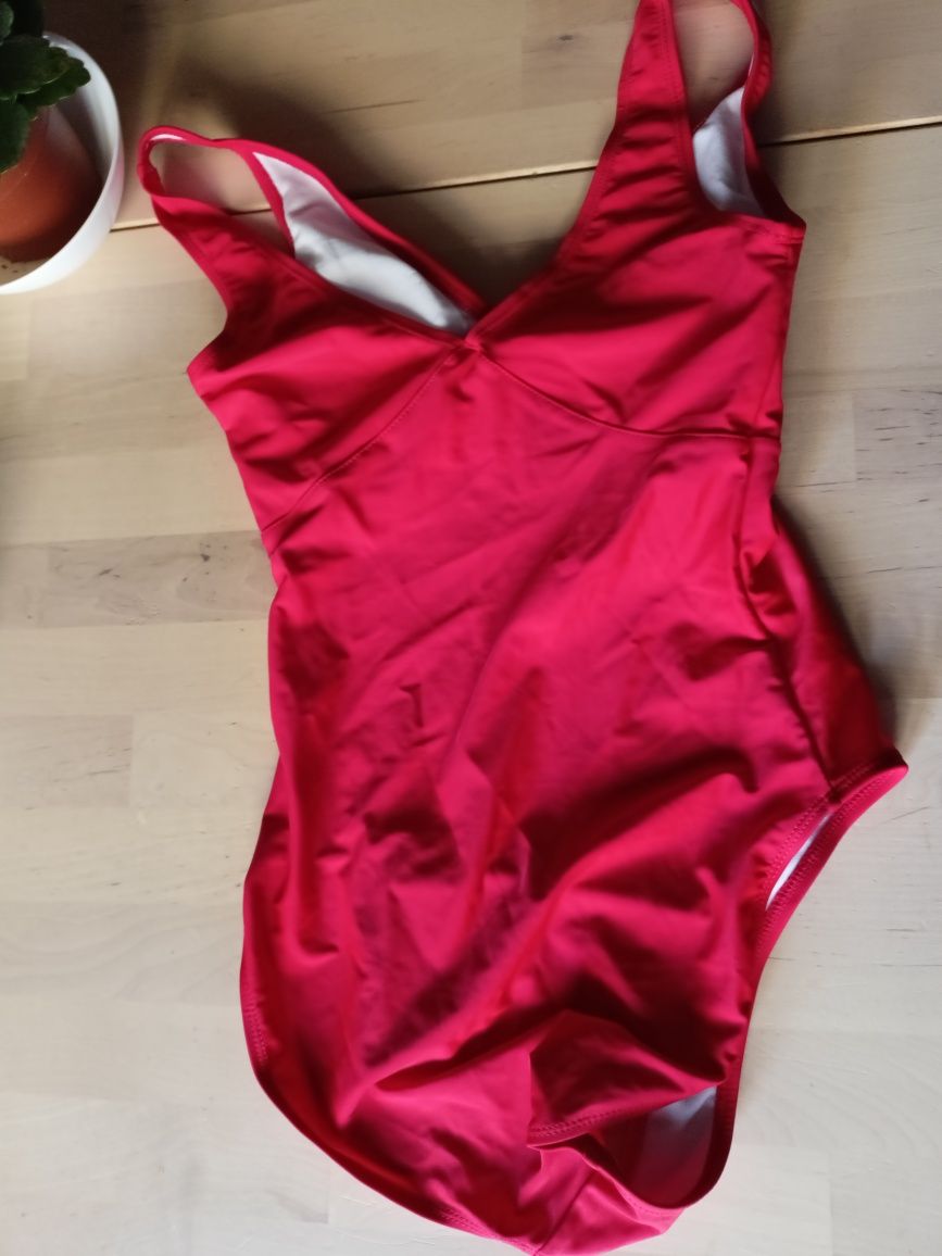 Czerwony kostium strój kąpielowy jednoczęściowy S 36 A
