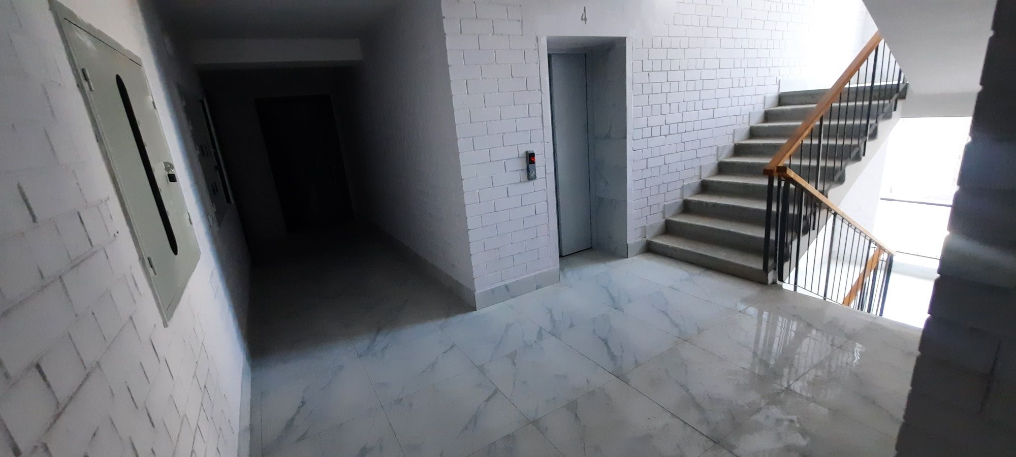 Продаж  квартири 46,3 кв.м.,Незалежності б.23 документи. Власник
