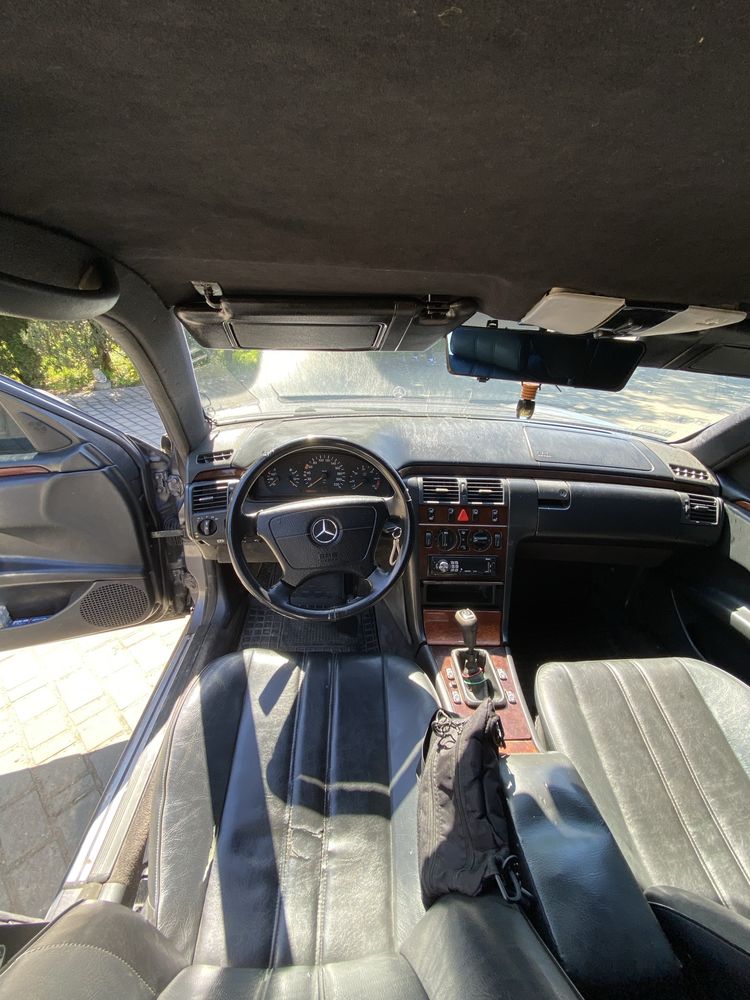 Продам Mercedes-Benz 210  2.3 Benzin Розгляну Обмін!!