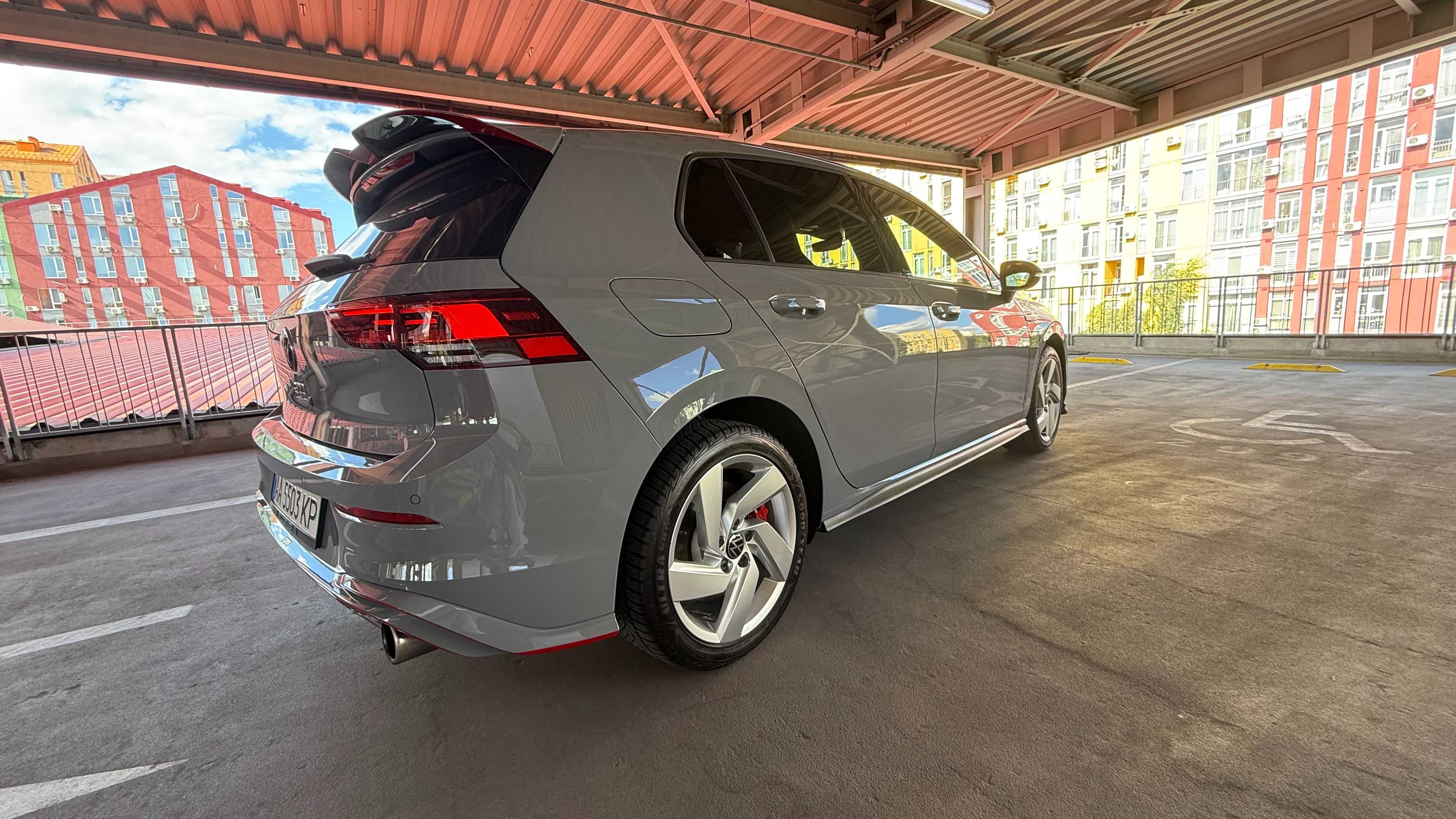 Запах та стан нового авто! VOLKSWAGEN Golf GTI 8. 18223 км.