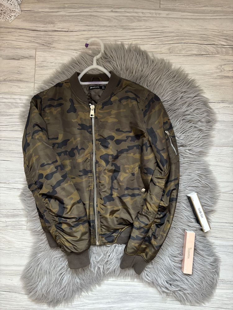 Kurtka bomber bomberka stradivarius xs s modna moro khaki