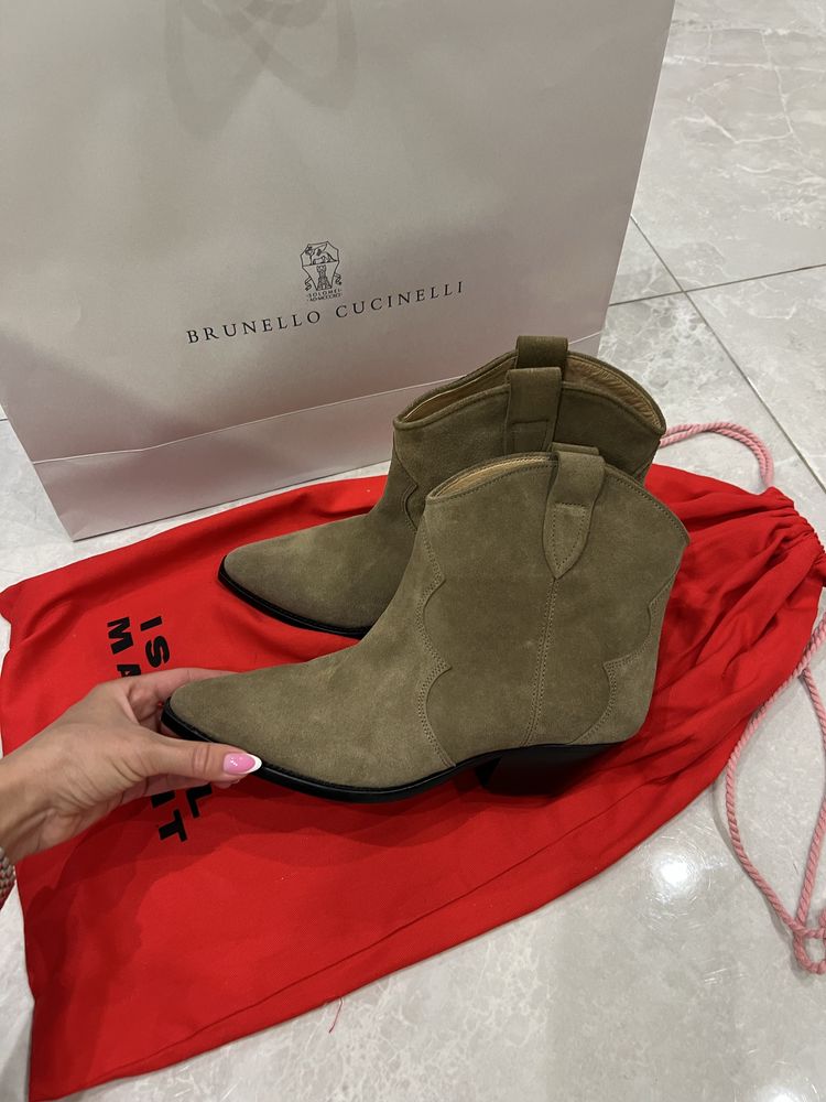 Казаки Isabel Marant.
