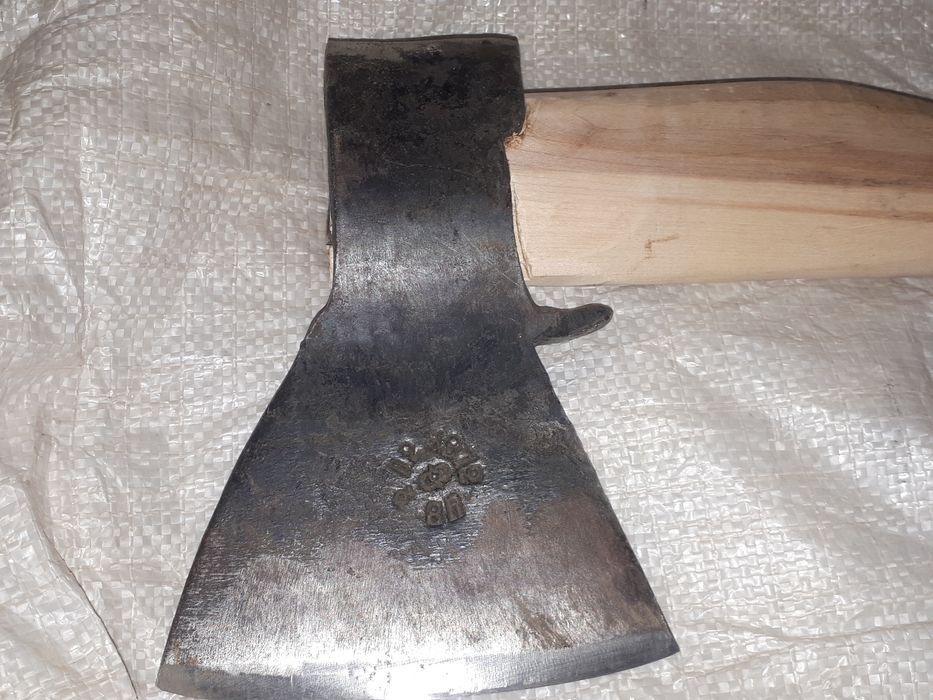 Продам топор А2 1972г,кувалда 7,5кг