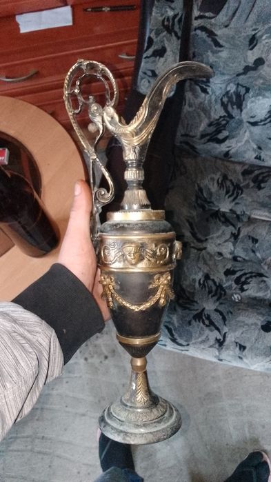 Sprzedam 2 sztuki takiego antyku cena za sztukę 40 zł