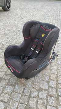 Sprzedam fotelik dziecięcy Scuderia Ferrari IsoFix