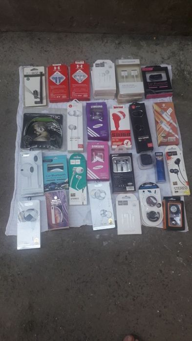 Продам много остатков компьютерных и мобильных аксессуаров