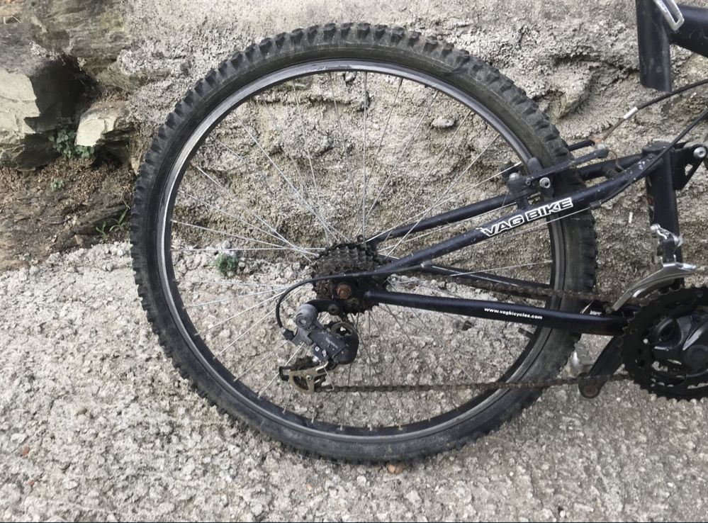 Bicicleta ( BTT ) Em bom estado.