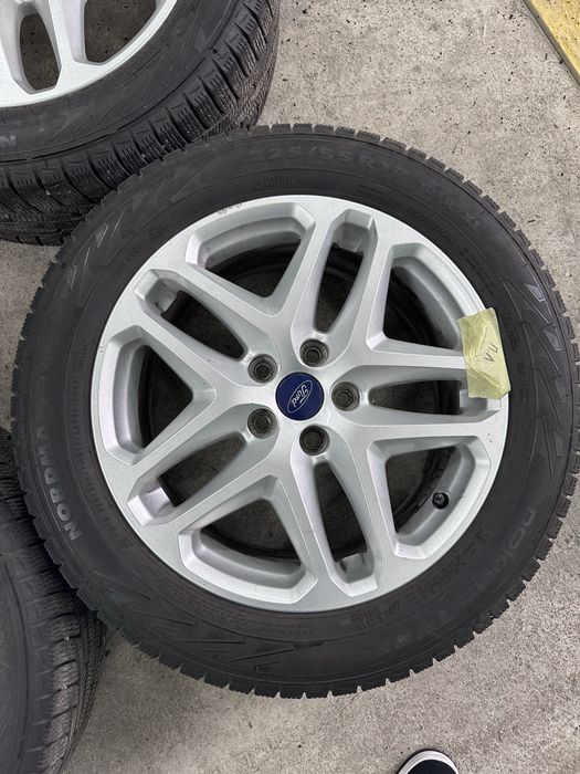 Коплект дисков 5/108/17 с зимней резиной 225/55/17и датчиками