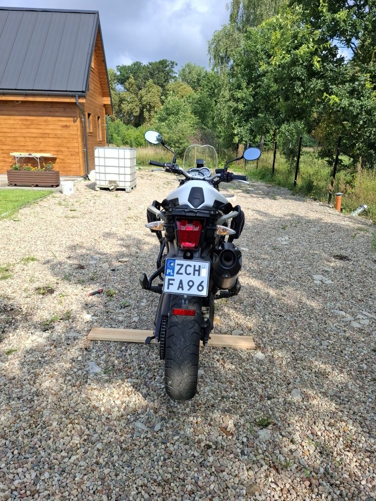 Triumph Tiger 800 Turystyczny