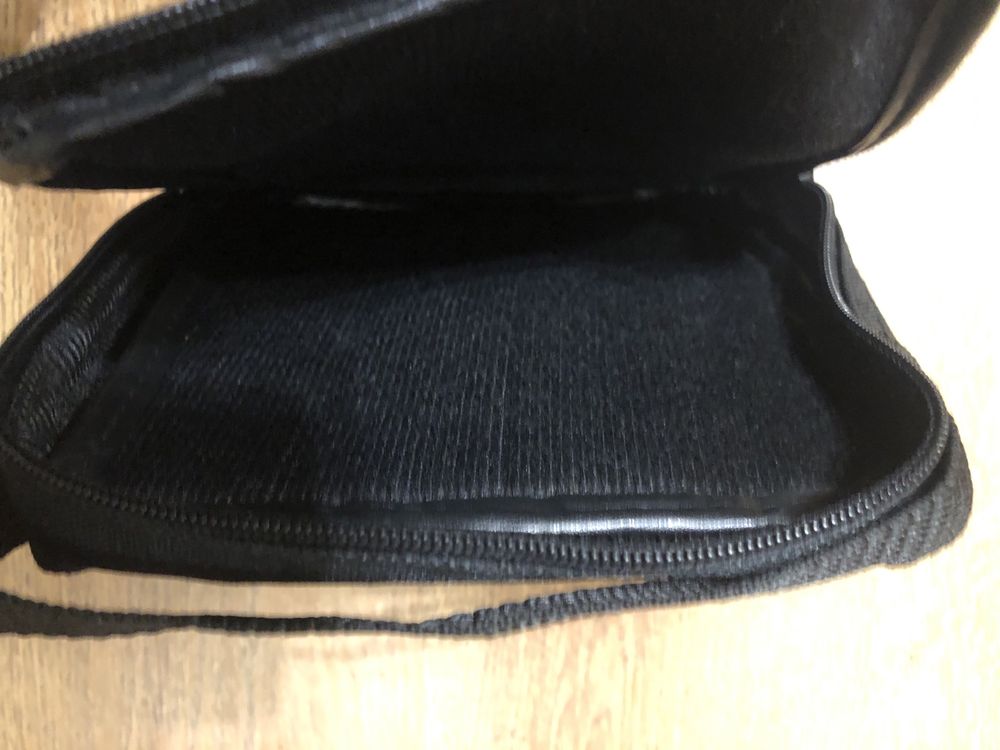Etui do elekrtoniki Zip Case