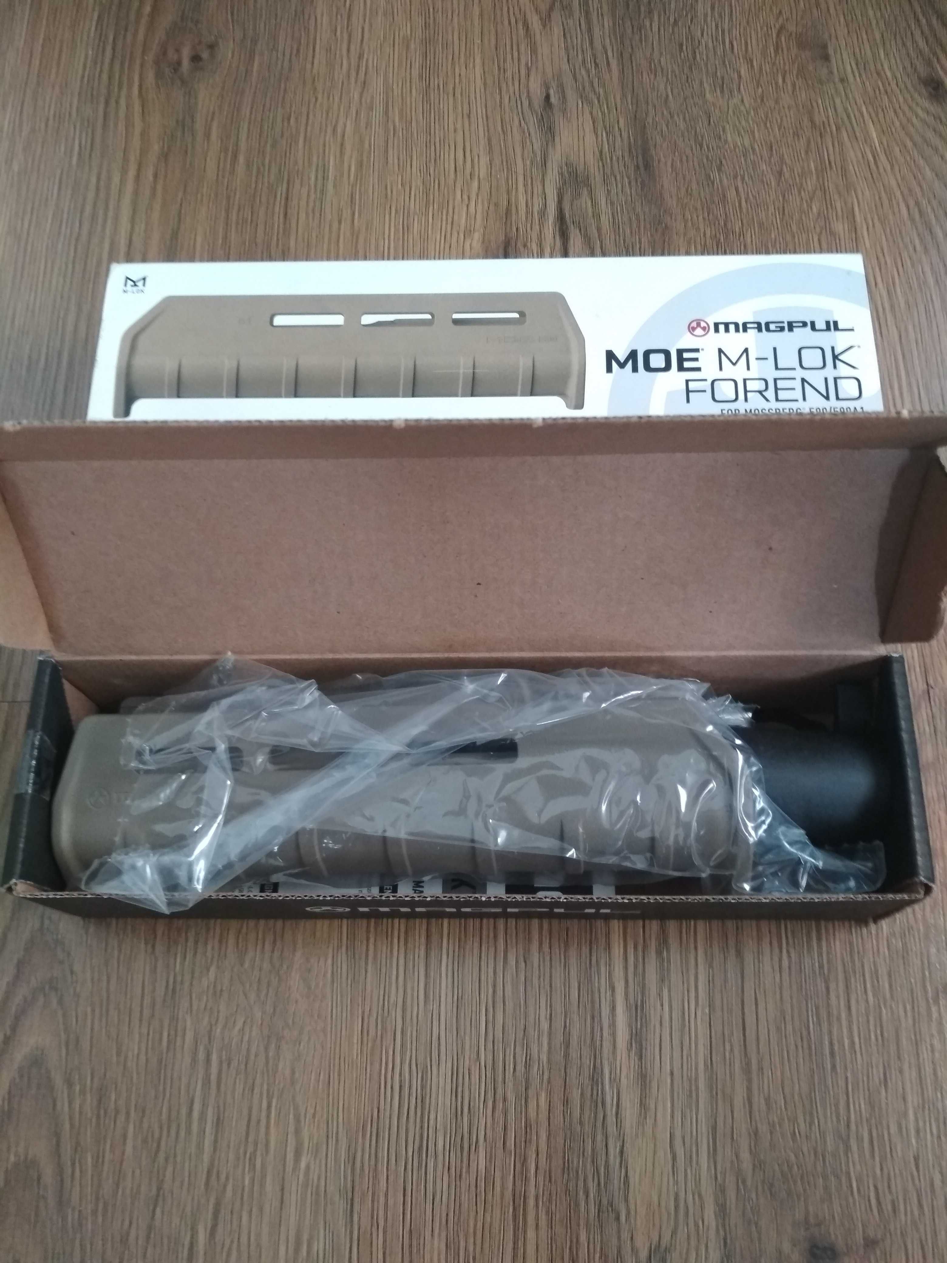 NOWE Czółno Magpul Mossberg 500/590/590A1 MOE M-LOK kol. FDE MAG494FDE