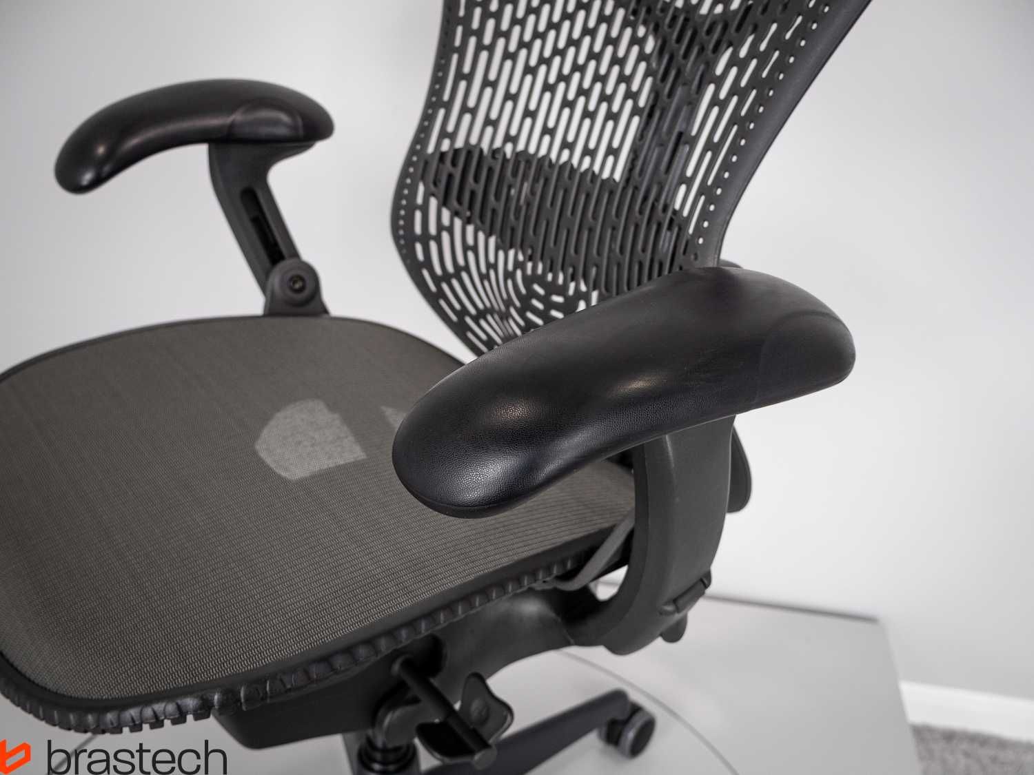 Krzesło biurowe obrotowe Herman Miller Mirra