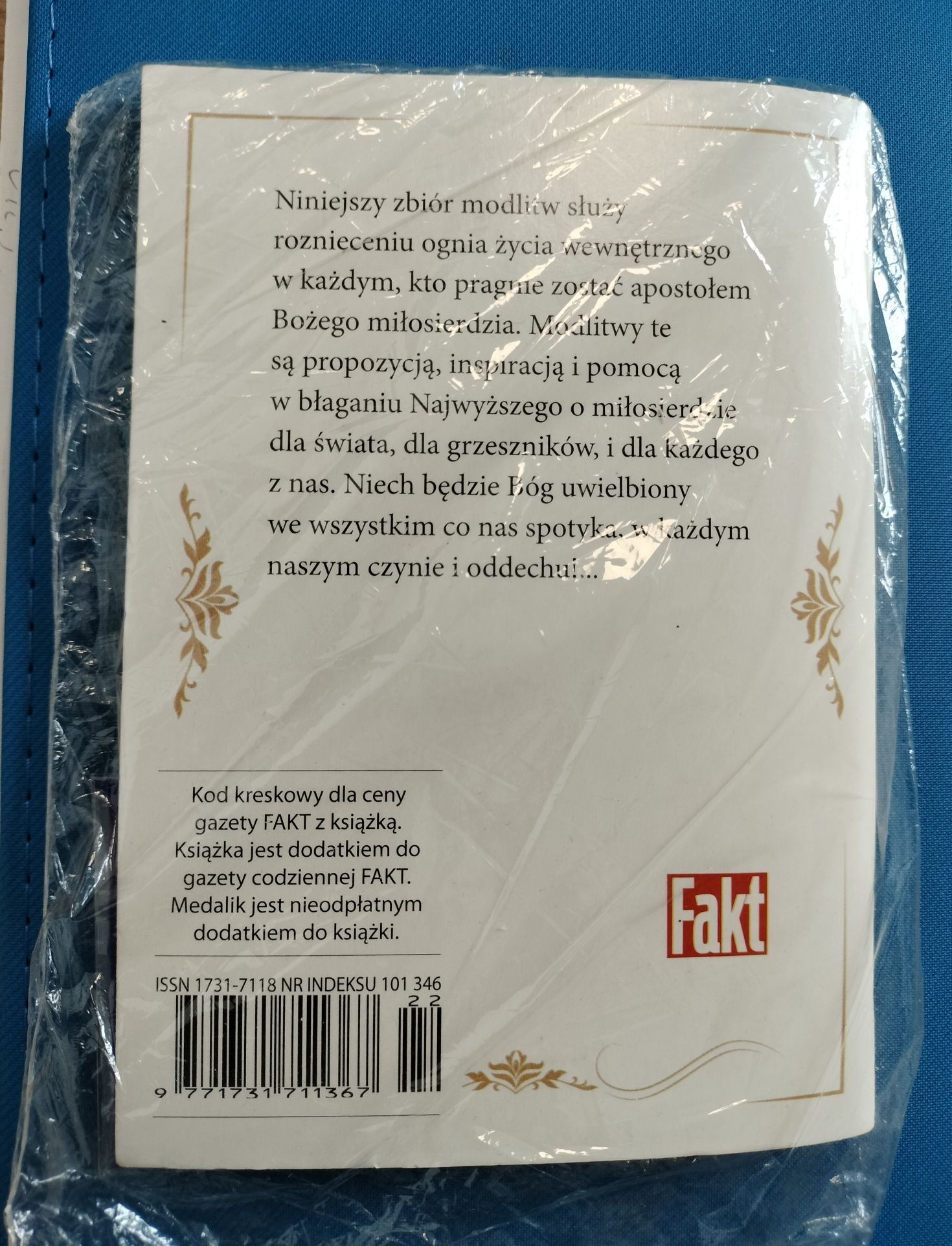 Medalik plus modlitwy do Świętej Rity