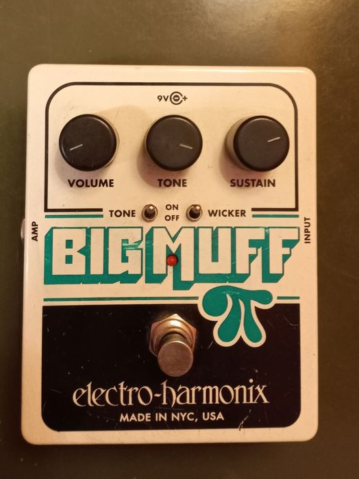Electro Harmonix EHX Big Muff Pi z tone/wicker