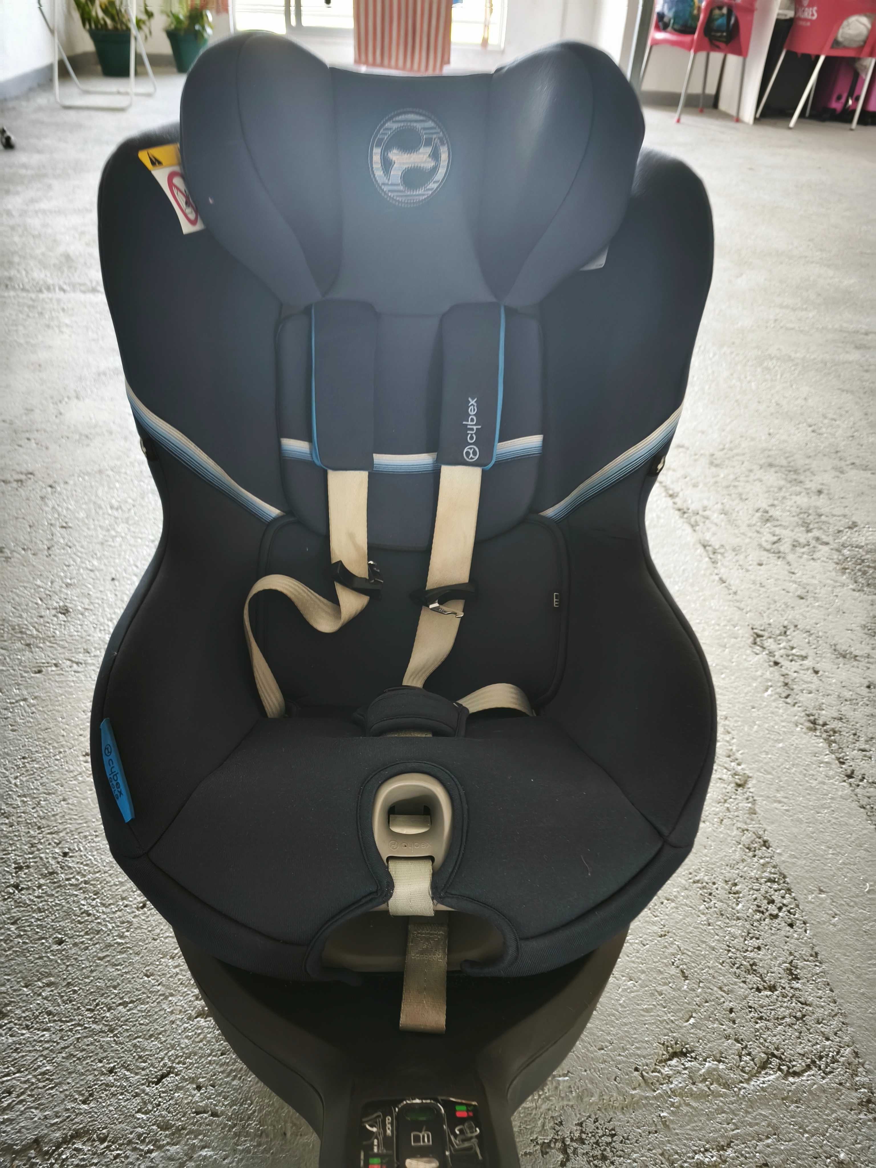 Cadeira cybex sirona e base isofix