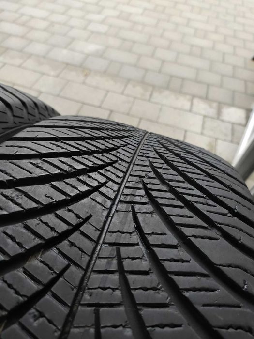 4 x opona 235/55r17 Goodyear Vector G3