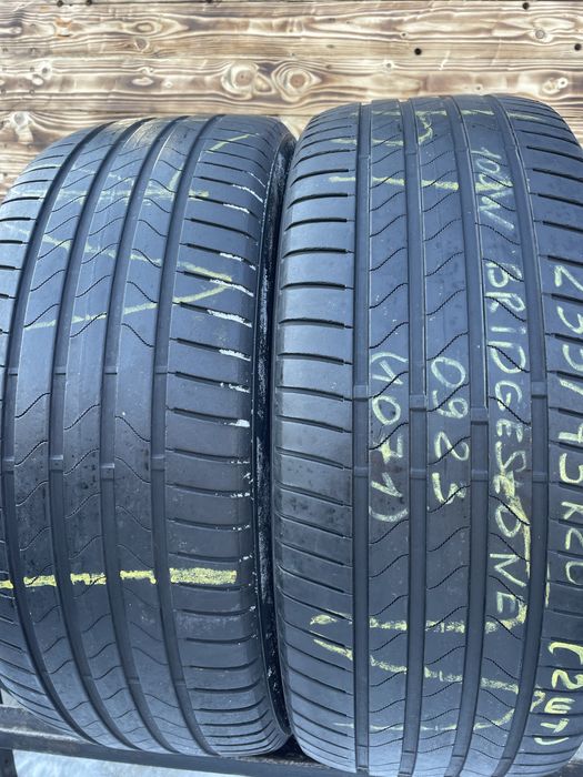 Шини 235/45 r20 Bridgestone 23рік