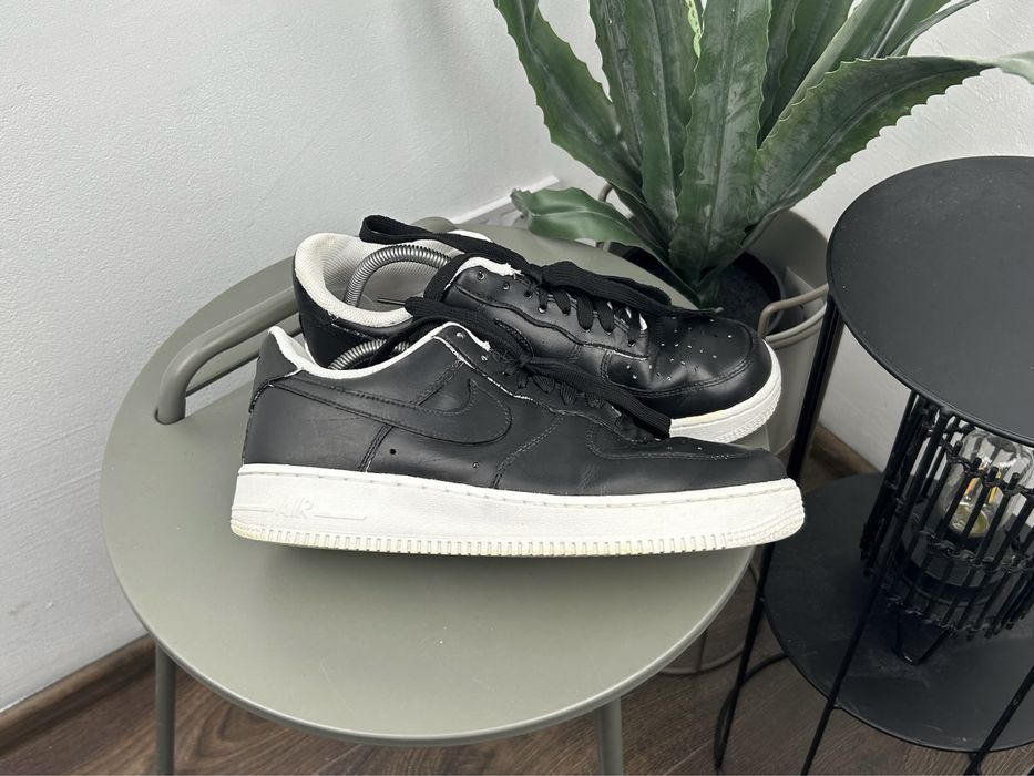 Оригінал! Кросівки шкіряні Nike Air Force 42 розмір M863