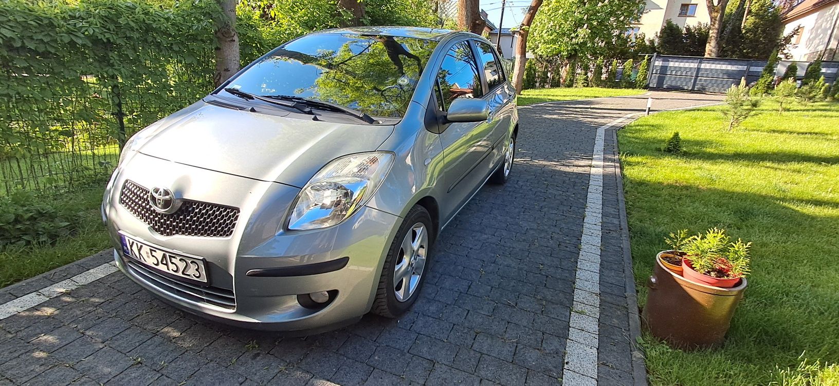 Toyota Yaris 2 i vvt-i 1.3 benzyna 86 KM