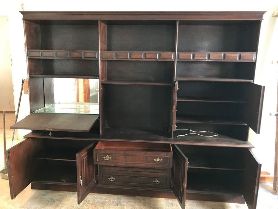 Móvel / estante de madeira maciça