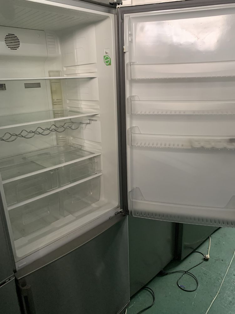 Frigorifico hotpoirt combinado branco