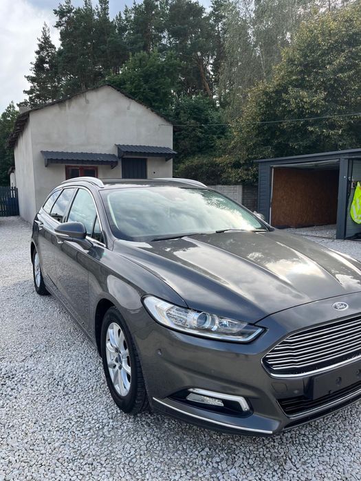 Sprzedam Forda Mondeo mk5 2017r