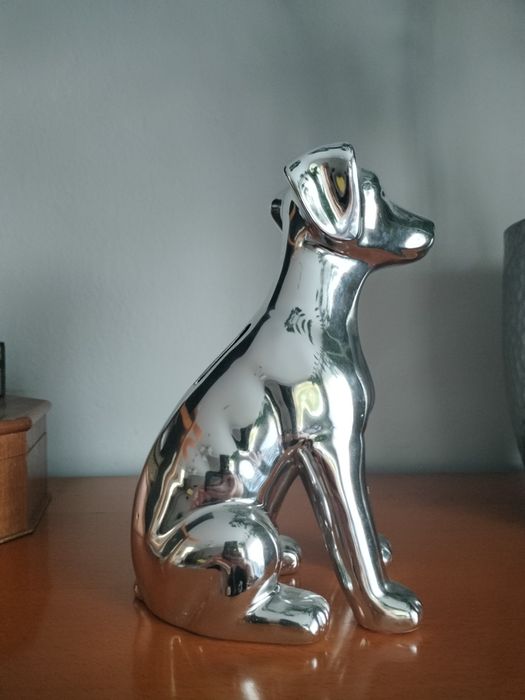 Porcelanowy srebrny pies skarbonka 22 cm