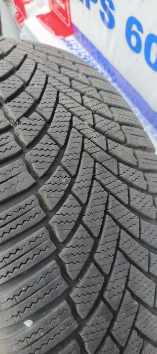 Шини зимові 215 60 16 Bridgestone Blizzak lm005
Розмір: 215/60/R16
Сез