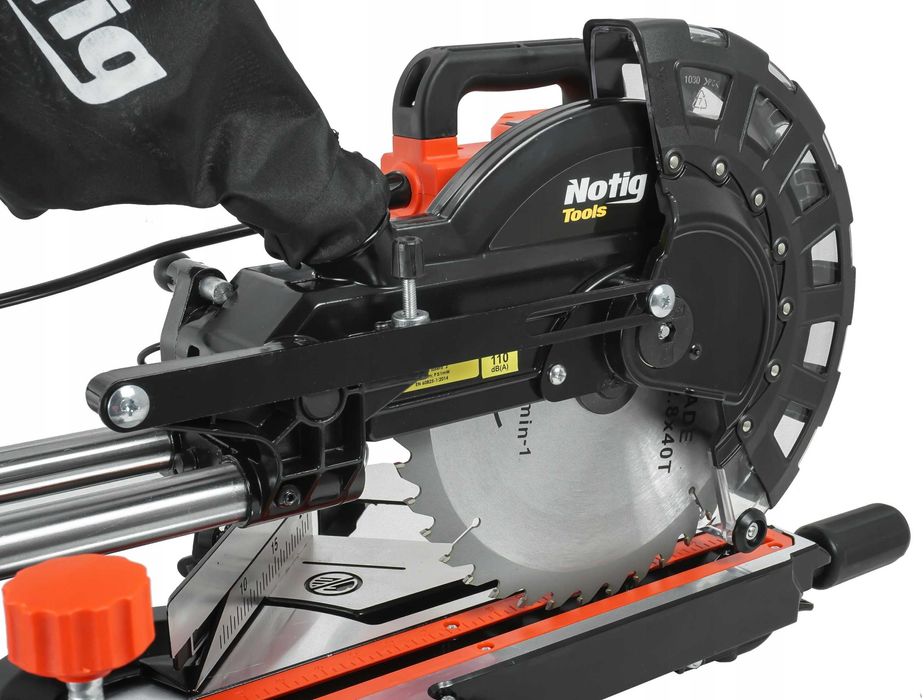 PIŁA UKOŚNICA Stołowa 255mm Z Posuwem Laser Przecinarka Ukosowa Laser